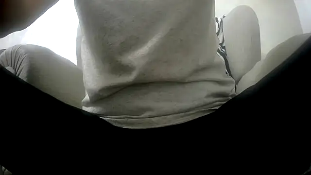 Snapshot of Web_Lady chatting on 03/12/25, 04:56 Web Lady online show from 03/12/25, 04:56