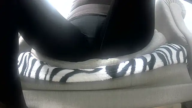 Snapshot of Web_Lady chatting on 03/16/25, 03:17 Web Lady online show from 03/16/25, 03:17