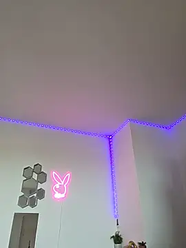 Snapshot of Ladykimberly_XOXO chatting on 06/08/26, 03:01 Ladykimberly XOXO online show from 06/08/26, 03:01