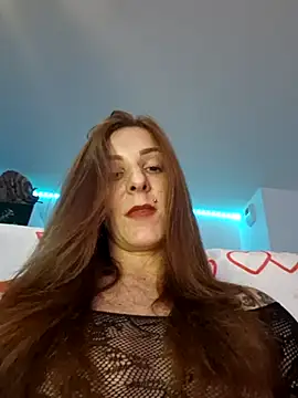 Snapshot of Ladykimberly_XOXO chatting on 12/17/24, 10:11 Ladykimberly XOXO online show from 12/17/24, 10:11