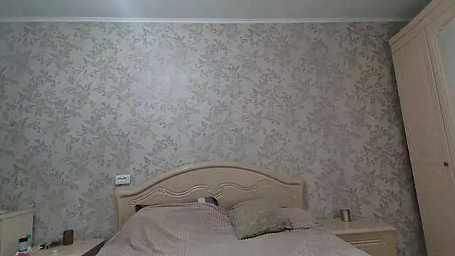 Alexandra Meow online show from 11/03/25, 09:51