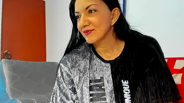 Angelblue  online show from 11/27/25, 02:17