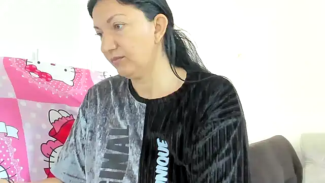 Angelblue  online show from 09/29/25, 12:00