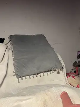 coral1727 online show from 11/13/25, 08:35