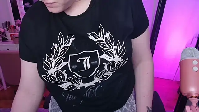 rachelbrooksxx online show from 04/19/26, 06:43