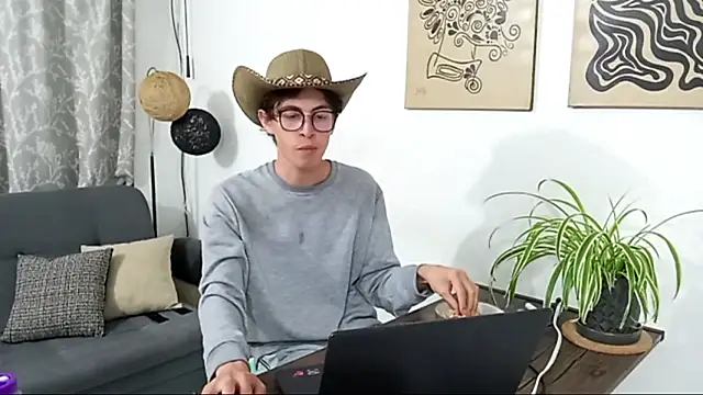 Norehg online show from 10/31/25, 08:00