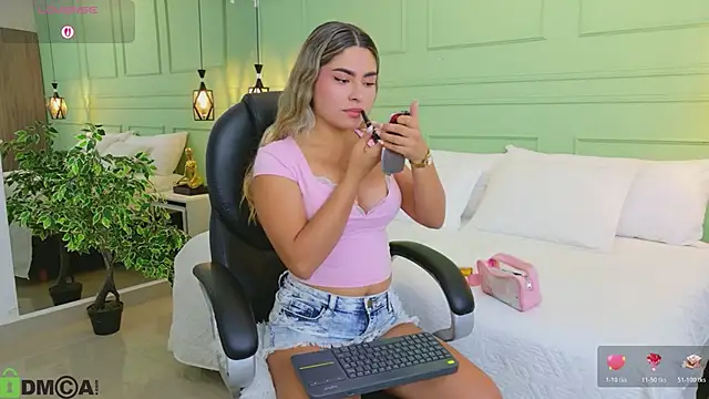 kataliina   online show from 03/10/26, 11:58