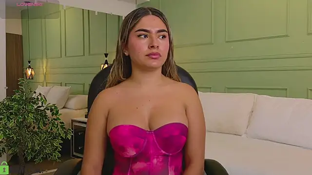 kataliina   online show from 03/24/26, 11:54