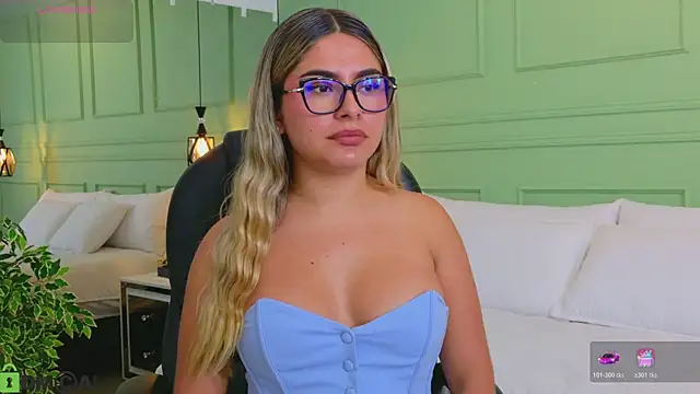 kataliina   online show from 03/04/26, 11:51