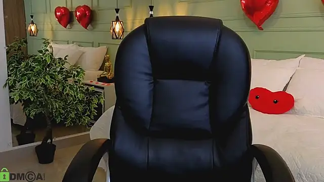 kataliina   online show from 02/11/26, 11:43