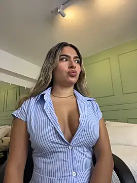 kataliina   online show from 05/22/26, 12:03