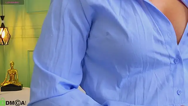 kataliina   online show from 04/15/26, 11:59