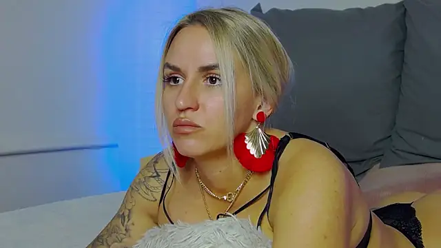 SofiJames online show from 09/20/25, 06:51