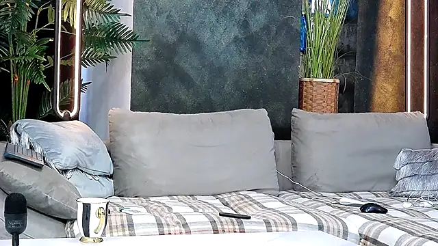 Snapshot of masterkingofmusclee chatting on 11/05/25, 08:39 masterkingofmusclee online show from 11/05/25, 08:39