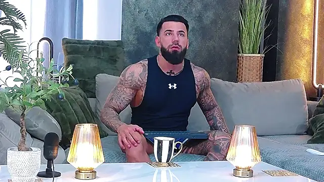 masterkingofmusclee online show from 04/01/26, 08:04