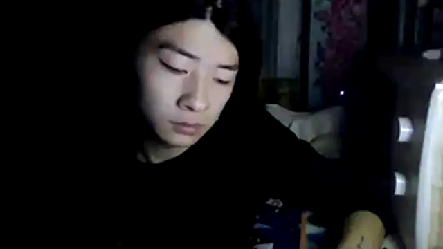 Snapshot of CarlyJoy chatting on 12/16/25, 01:59 CarlyJoy online show from 12/16/25, 01:59