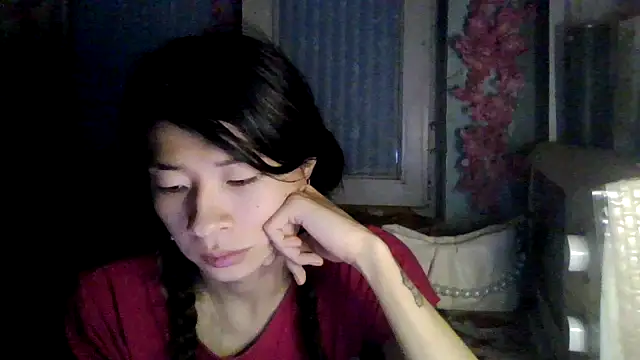 Snapshot of CarlyJoy chatting on 10/26/25, 12:49 CarlyJoy online show from 10/26/25, 12:49