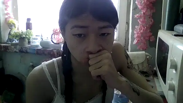 CarlyJoy online show from 04/23/26, 11:16