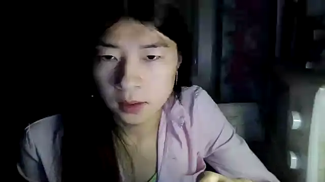 CarlyJoy online show from 04/10/26, 05:09