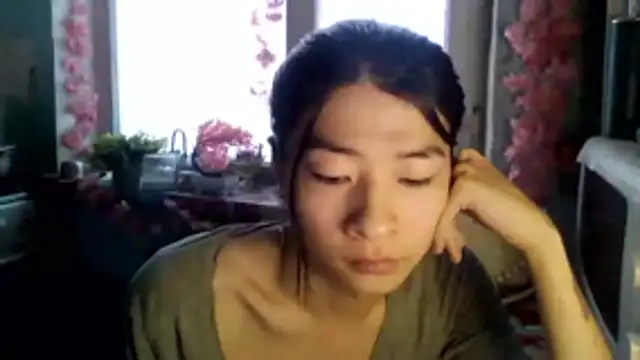 Snapshot of CarlyJoy chatting on 11/30/25, 11:33 CarlyJoy online show from 11/30/25, 11:33