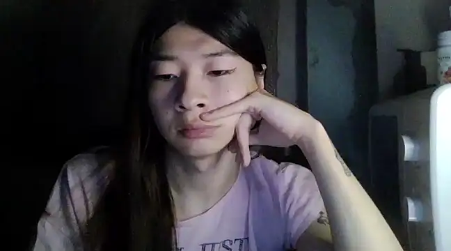 Snapshot of CarlyJoy chatting on 03/16/25, 03:17 CarlyJoy online show from 03/16/25, 03:17