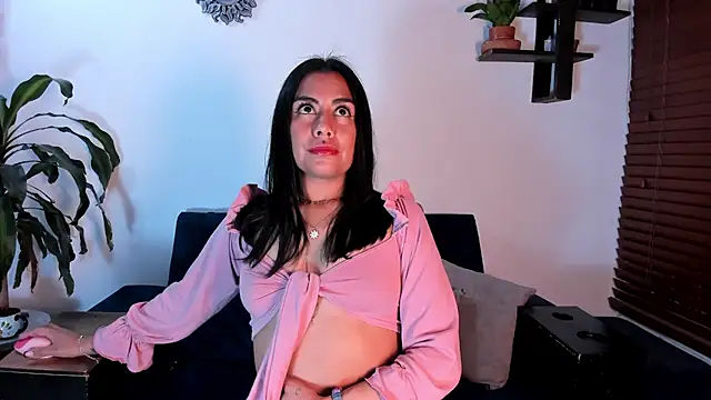 im amber online show from 04/18/26, 02:25