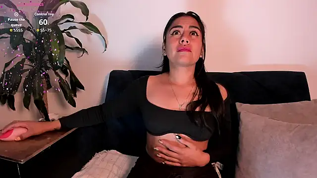 im amber online show from 10/21/25, 01:43