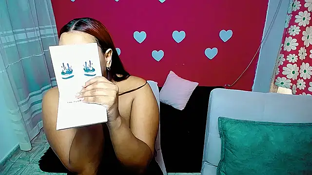 Snapshot of violeta_rous chatting on 06/01/26, 03:00 violeta rous online show from 06/01/26, 03:00