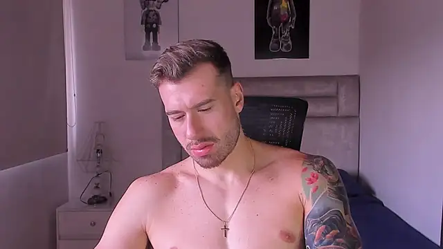 Snapshot of paul_rogerr chatting on 11/08/25, 04:10 paul rogerr online show from 11/08/25, 04:10