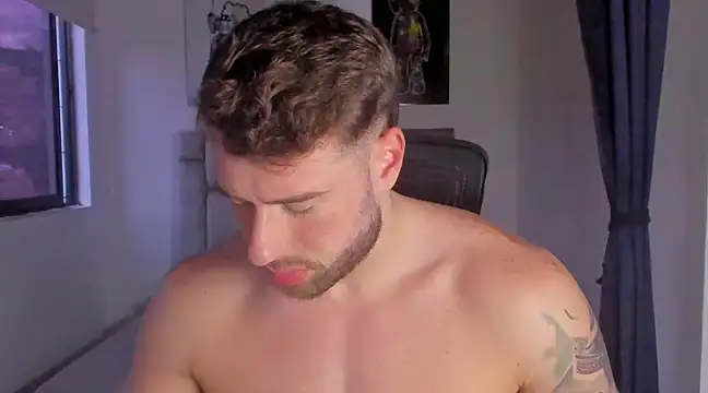 Snapshot of paul_rogerr chatting on 02/26/25, 11:19 paul rogerr online show from 02/26/25, 11:19