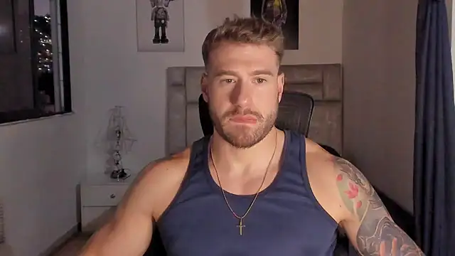 Snapshot of paul_rogerr chatting on 11/15/25, 10:58 paul rogerr online show from 11/15/25, 10:58