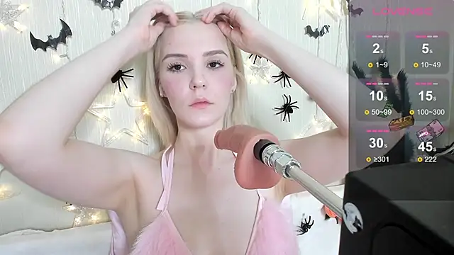 Kaya Devis online show from 10/25/25, 03:49