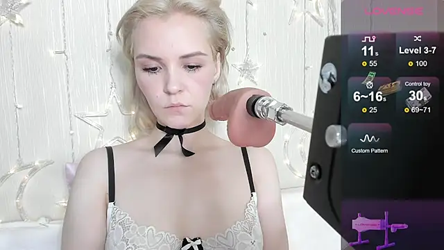 Kaya Devis online show from 03/30/26, 04:36