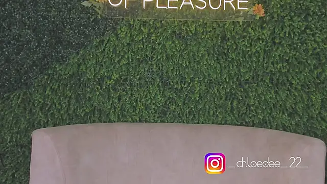 chloe d online show from 10/20/25, 11:44