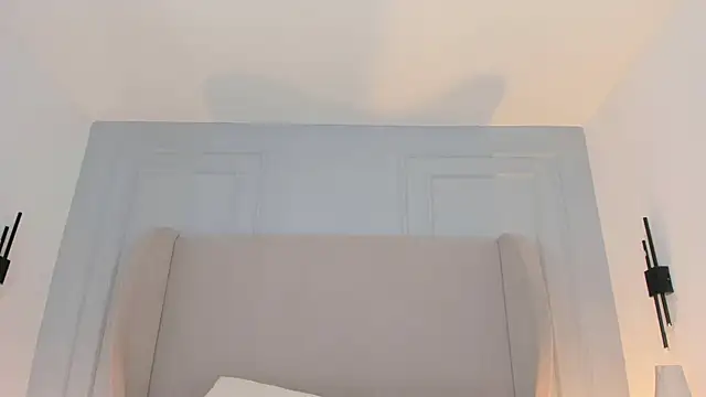 chloe d online show from 04/19/26, 06:10
