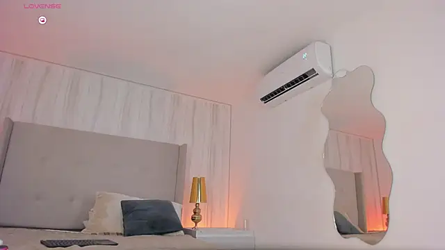 chloe d online show from 03/11/26, 05:56