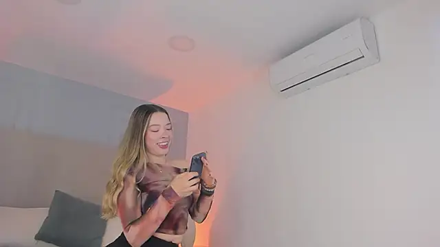 chloe d online show from 03/12/26, 12:42