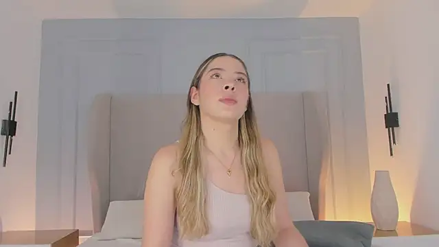 chloe d online show from 04/07/26, 12:40