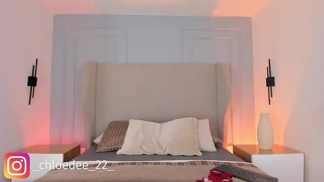 chloe d online show from 02/23/26, 12:50