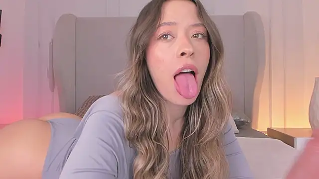 chloe d online show from 11/14/25, 12:31