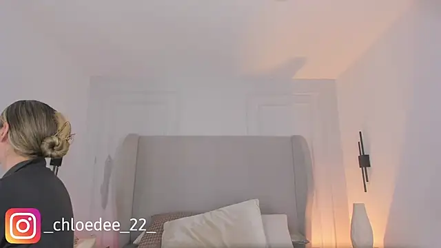 chloe d online show from 01/10/26, 12:11