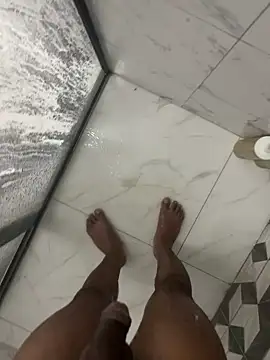 Snapshot of Tintola chatting on 02/04/26, 03:34 Tintola online show from 02/04/26, 03:34