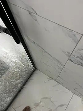 Snapshot of Tintola chatting on 02/18/26, 02:31 Tintola online show from 02/18/26, 02:31