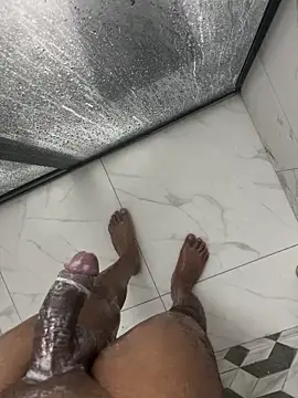 Snapshot of Tintola chatting on 02/15/26, 12:55 Tintola online show from 02/15/26, 12:55