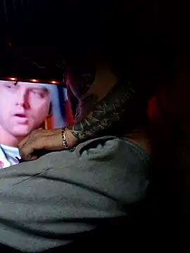 deepstroker42071 online show from 09/17/25, 08:38