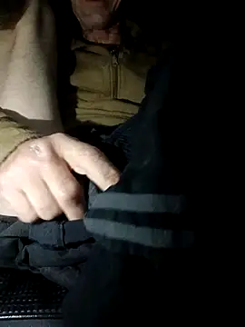 deepstroker42071 online show from 11/10/25, 05:34