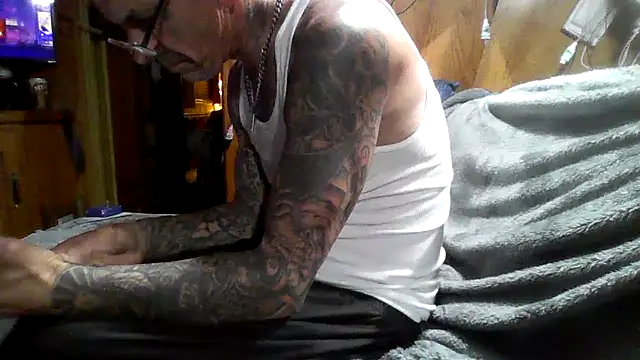 deepstroker42071 online show from 04/02/26, 02:52