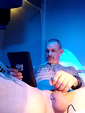 deepstroker42071 online show from 12/21/25, 10:28