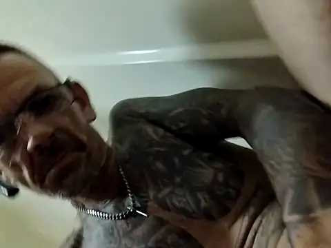 Snapshot of deepstroker42071 chatting on 06/11/26, 08:55 deepstroker42071 online show from 06/11/26, 08:55