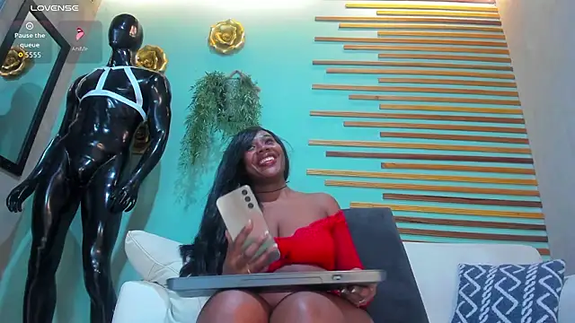 sofiaa ebony online show from 02/24/26, 07:15